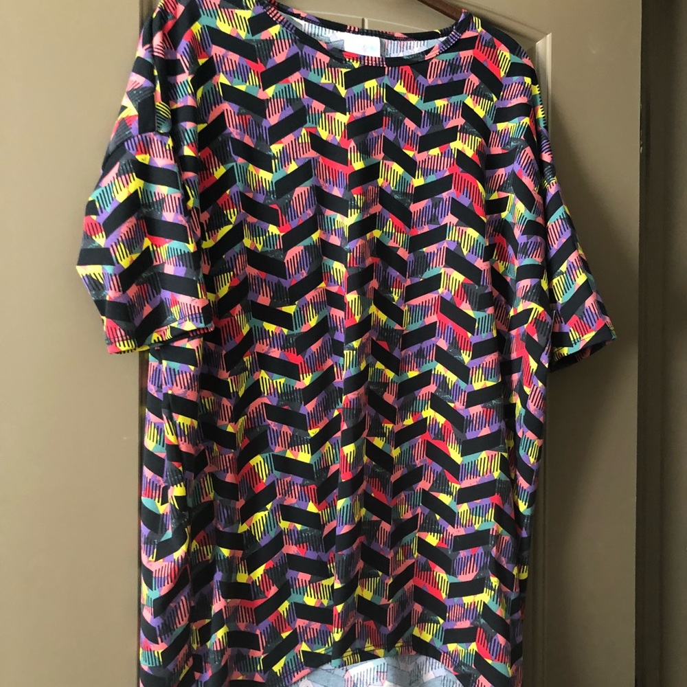 Lularoe Irma Top Size XS